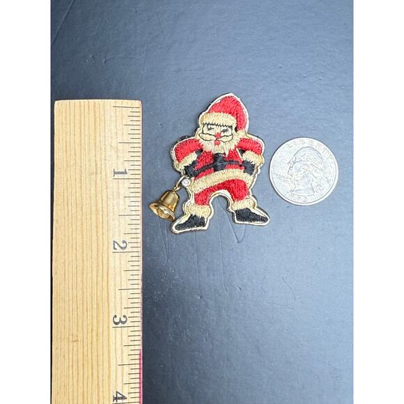 Vintage Woven Red Felt Santa Clause Broach with Working Bell Pinback - Picture 6 of 6